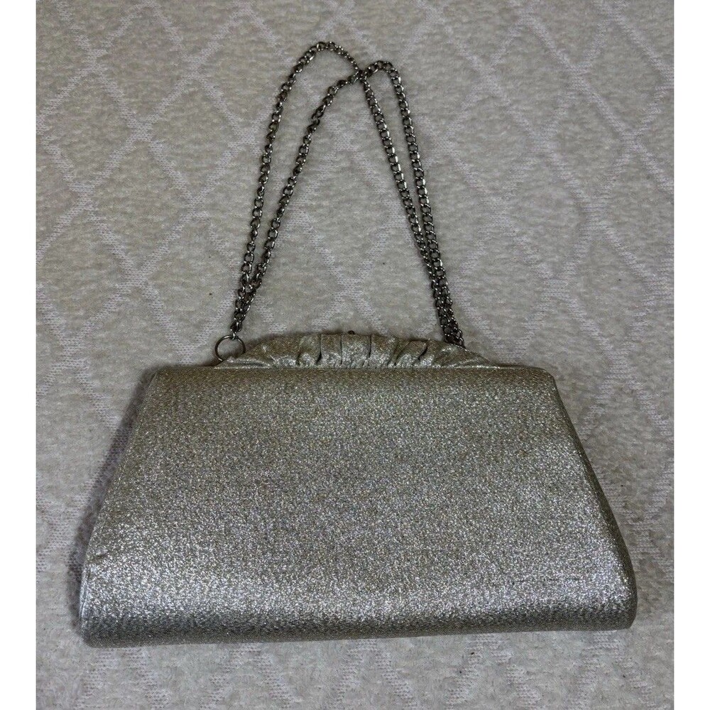 Vintage 1960s Silver Metallic Evening Clutch Purse Ruffle Top Kiss lock Closure